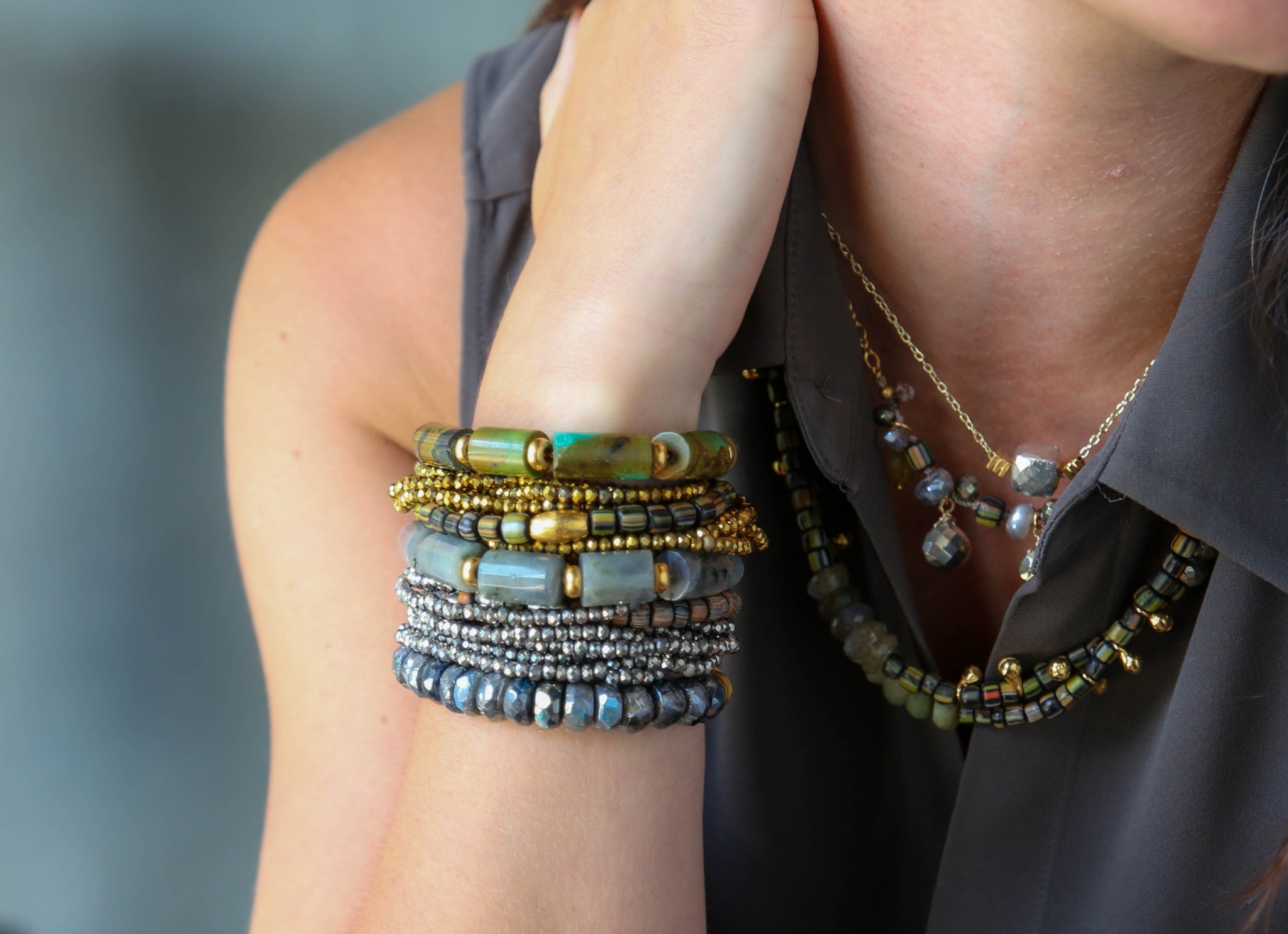 Keystone Bracelet in Labradorite